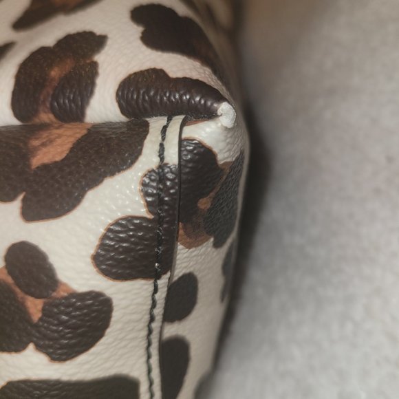 Tory Burch Kerrington Animal Print Coated Tote Handbag - Picture 15 of 16